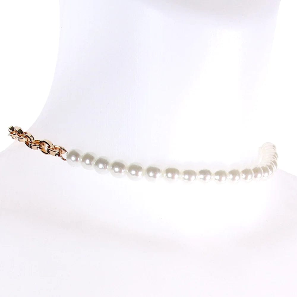 Sex & Mischief Pearl Day Collar