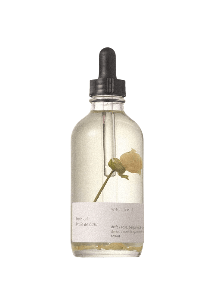 huile de bain bien entretenue / huile de noix de coco, lavande, géranium, ylang ylang et encens