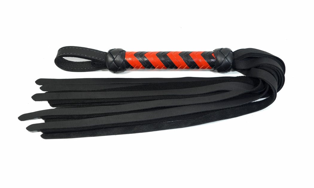 6Whips Classic Flogger - Cuir Noir (Chevron Noir/Rouge)