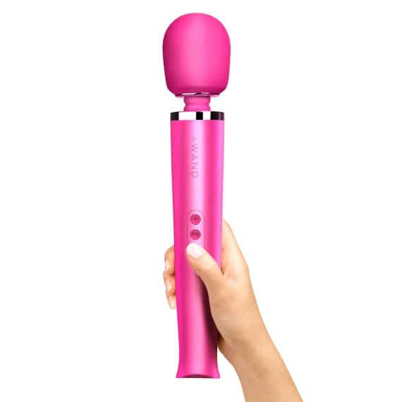 Le Wand Vibrating Massager